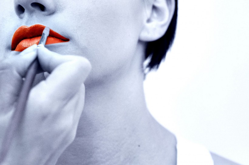 点击大图看下一张：唇部彩妆图片