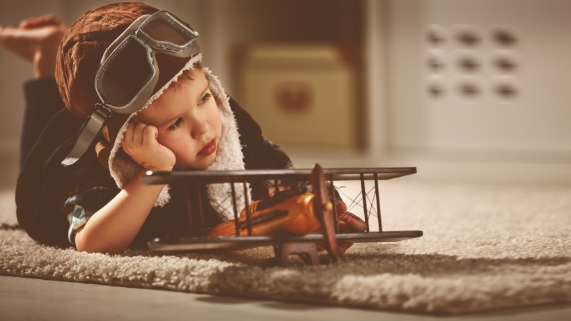 点击大图看下一张：儿童幻想飞行员航空梦想家图片