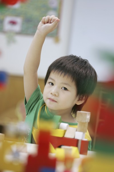 点击大图看下一张:儿童party图片