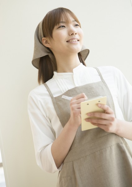 点击大图看下一张:工作中的女性图片