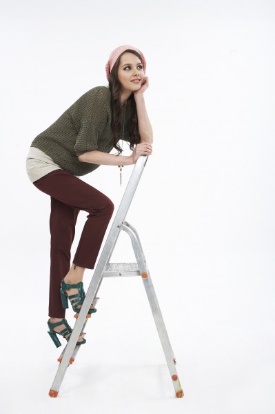 点击大图看下一张：外国美女的各种时尚特写图片