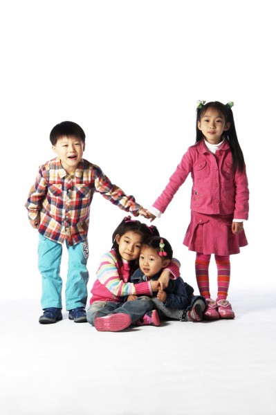 点击大图看下一张：孩子们特写图片