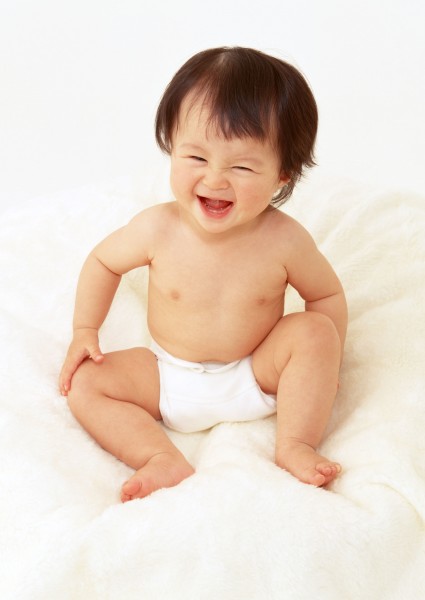 点击大图看下一张：开心的宝宝图片
