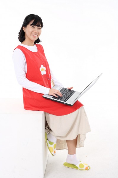 点击大图看下一张：快乐家庭主妇图片