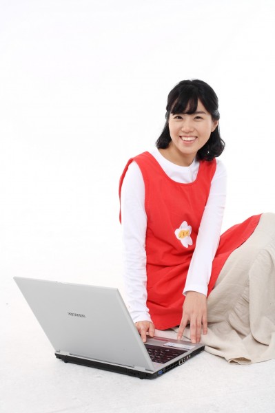 点击大图看下一张：快乐家庭主妇图片