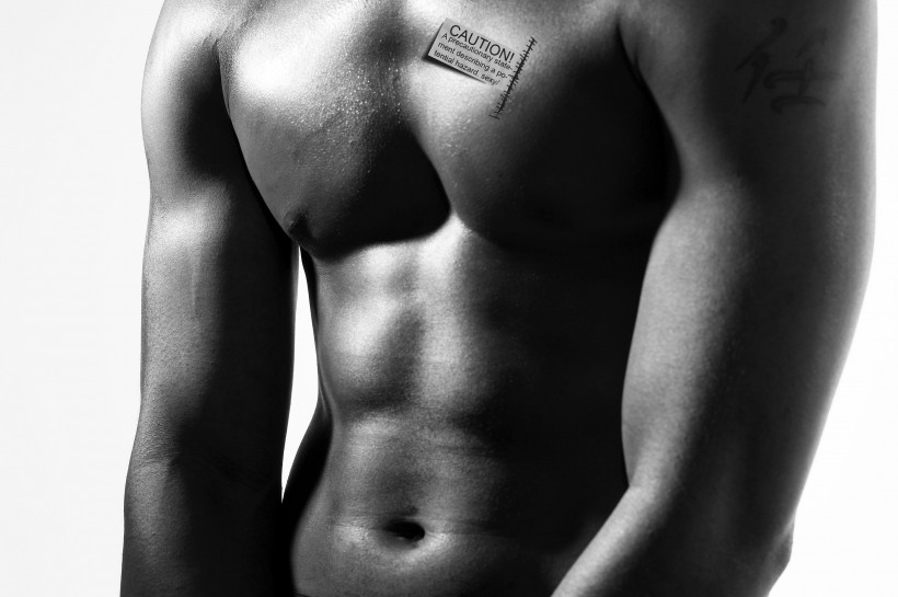 点击大图看下一张：男性健美肌肉图片
