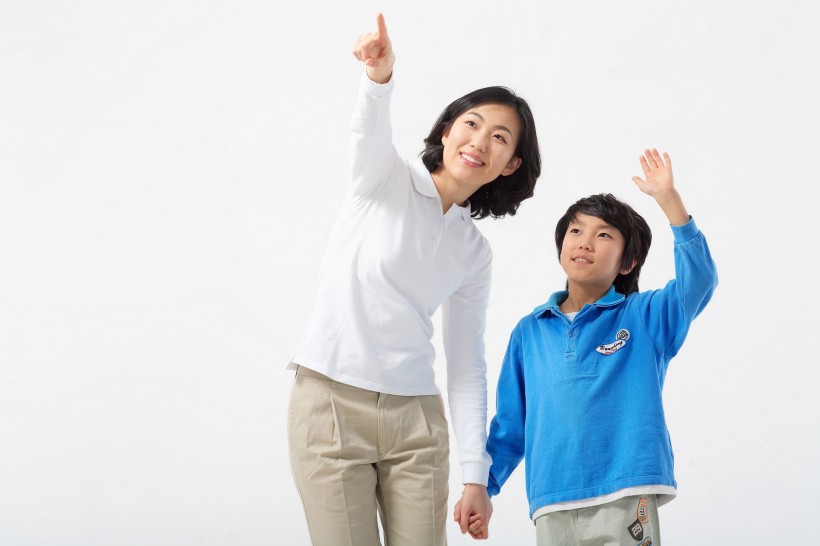 点击大图看下一张:妈妈与孩子图片