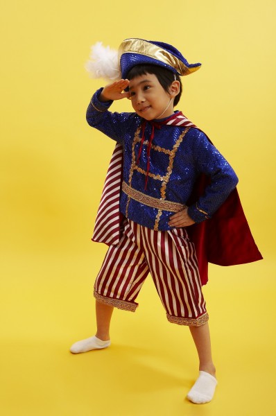 点击大图看下一张:男孩的梦想图片