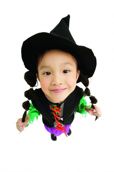 点击大图看下一张：女孩搞怪特写图片