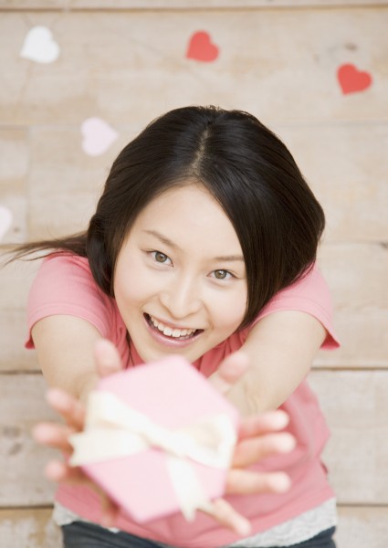 点击大图看下一张:女孩灿烂的笑容图片