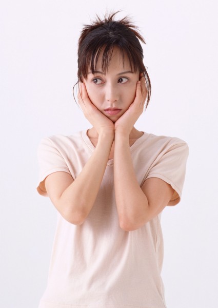 点击大图看下一张:女性特写图片