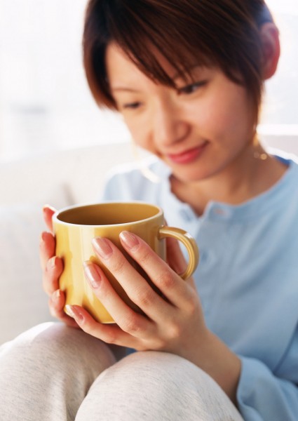 点击大图看下一张：女性微笑图片