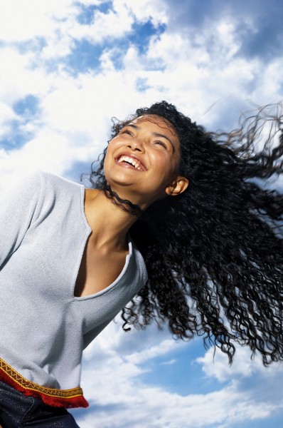 点击大图看下一张:女性姿态图片