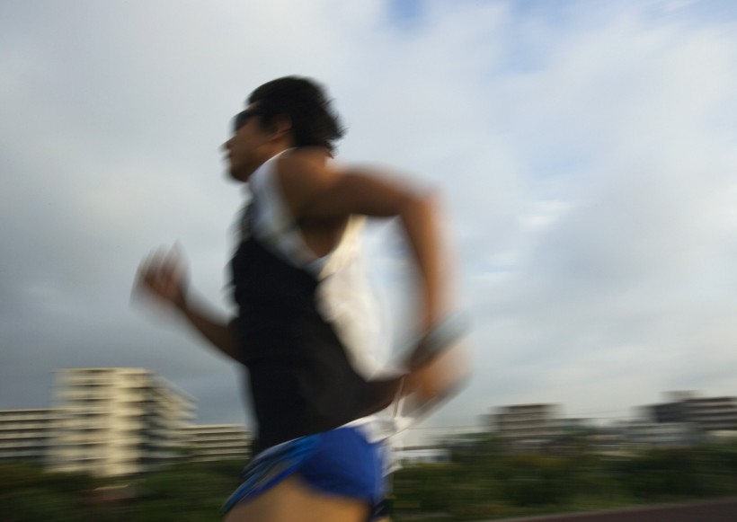 点击大图看下一张：跑步健身图片