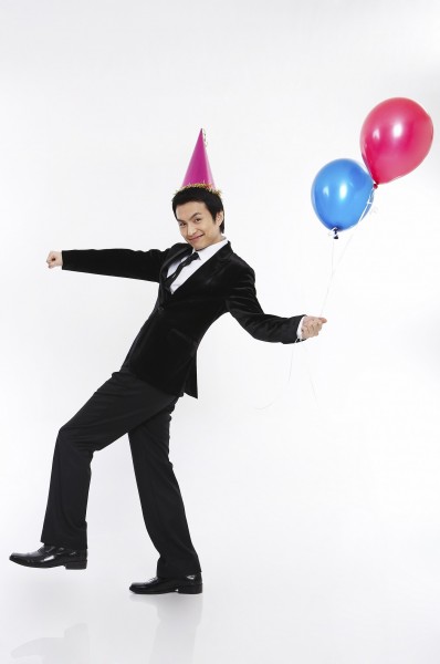 点击大图看下一张:party舞会图片