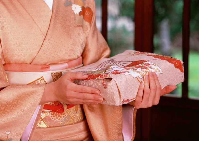 点击大图看下一张：日本传统女性图片