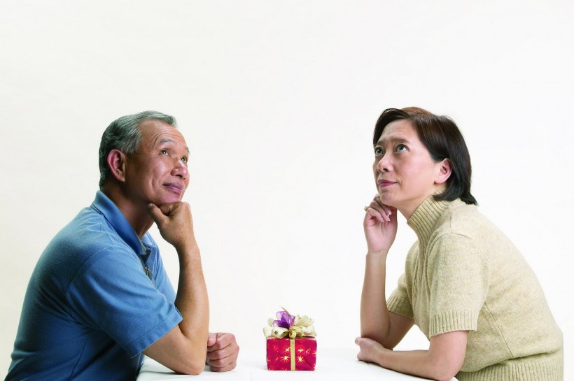 点击大图看下一张：三代同堂温馨图片