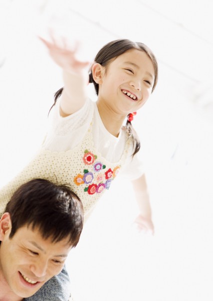 点击大图看下一张:温馨的家庭图片