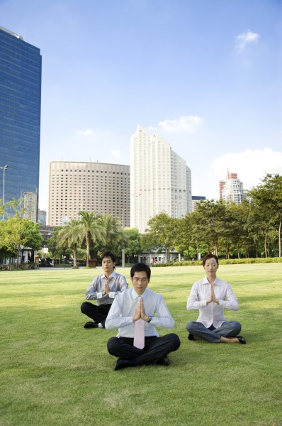 点击大图看下一张:业务团队图片