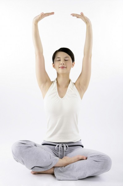 点击大图看下一张：瑜伽形态特写图片