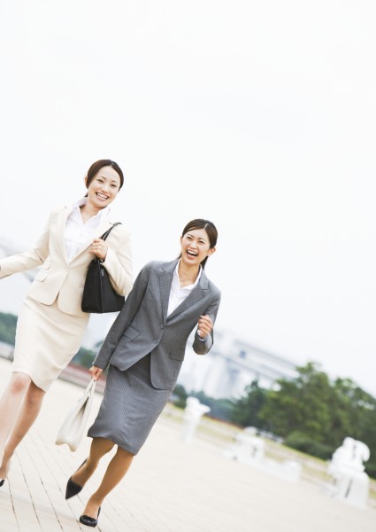 点击大图看下一张：朝气蓬勃的企业员工图片