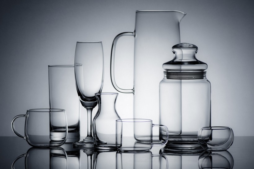 点击大图看下一张：玻璃杯和玻璃瓶图片