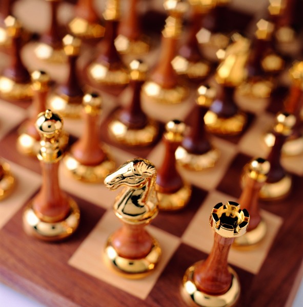 点击大图看下一张：下棋与博弈图片