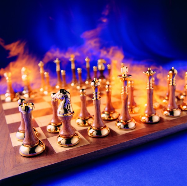 点击大图看下一张：下棋与博弈图片