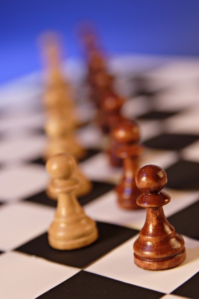 点击大图看下一张：下棋与博弈图片