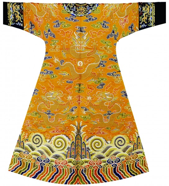 点击大图看下一张:中国传统服装图片