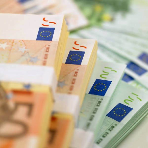 点击大图看下一张:货币概念图片