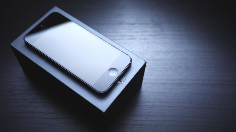 点击大图看下一张：iPhone系列手机图片