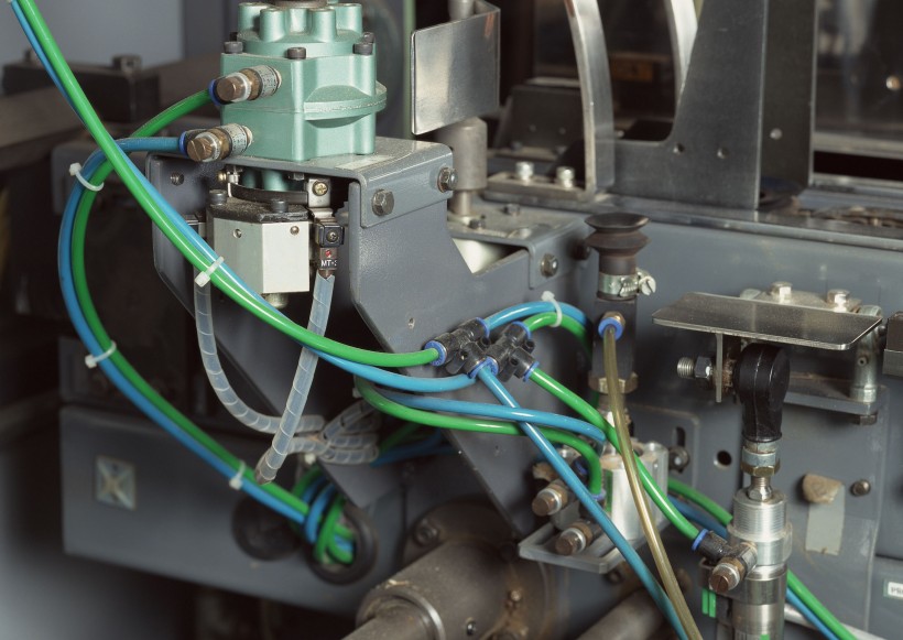 点击大图看下一张:机械设备图片