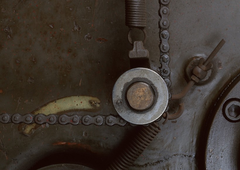 点击大图看下一张：机械设备图片