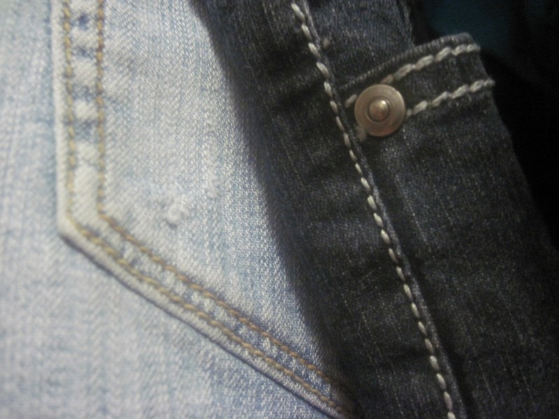 点击大图看下一张:牛仔裤口袋图片