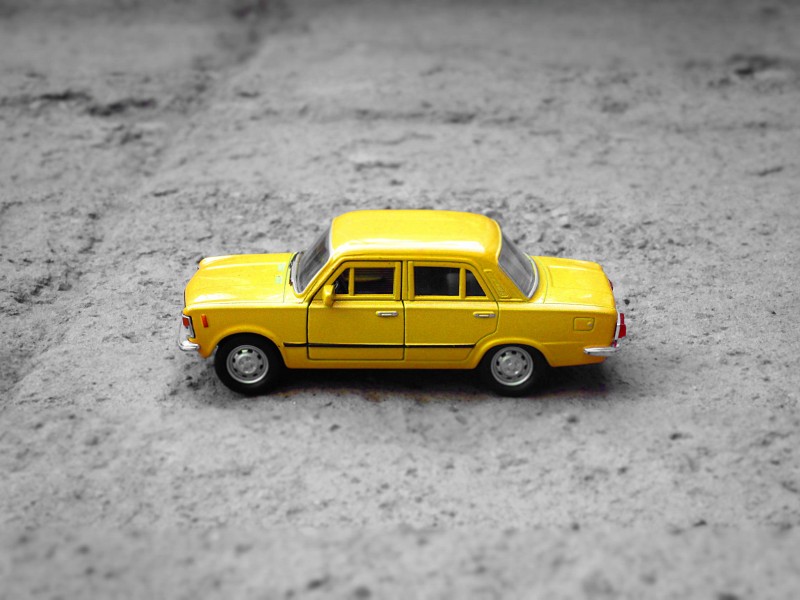 点击大图看下一张：汽车模型玩具图片