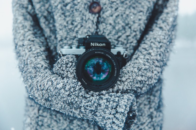 点击大图看下一张：唯美的尼康相机图片