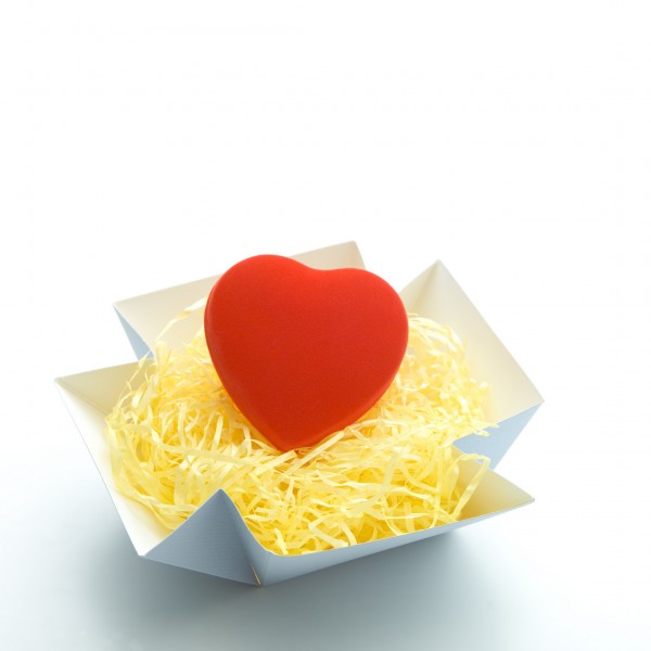 点击大图看下一张:心形饰品图片