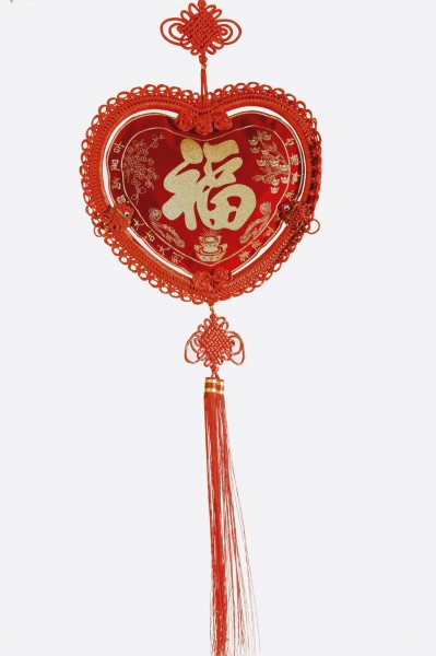 点击大图看下一张：喜庆中国结图片