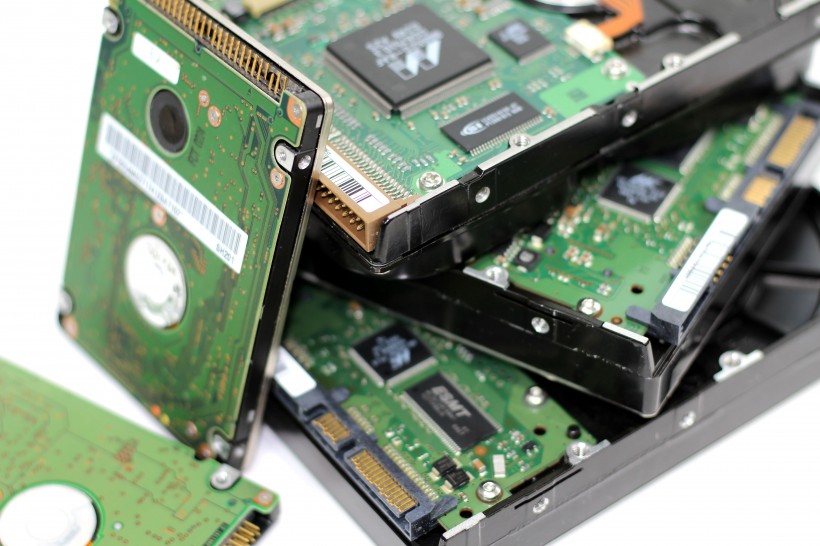 点击大图看下一张:电脑硬盘图片