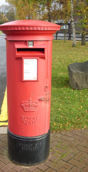 点击大图看下一张：英国邮箱信箱邮筒图片