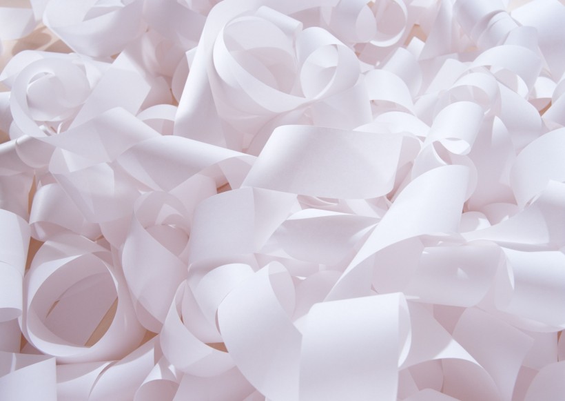 点击大图看下一张：纸屑纸堆图片素材