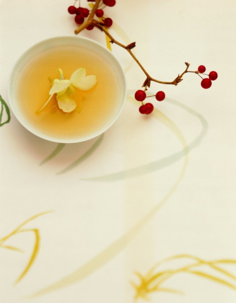 点击大图看下一张：经典的中式茶杯图片