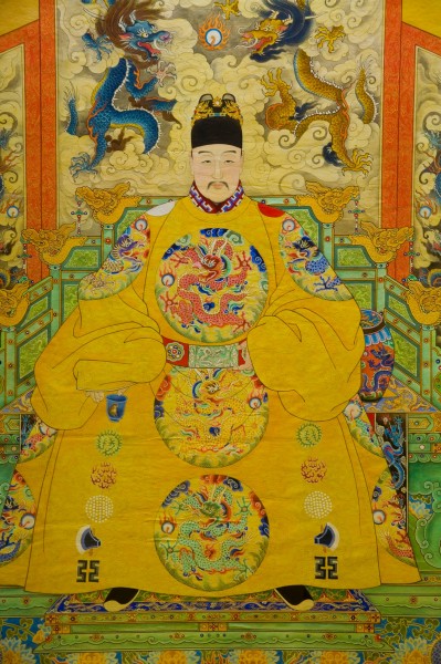 点击大图看下一张：明朝皇帝像