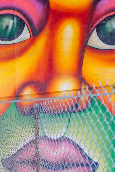 点击大图看下一张：街头墙上的涂鸦艺术图片
