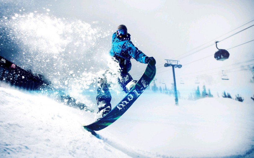 点击大图看下一张：滑板滑雪极限运动图片