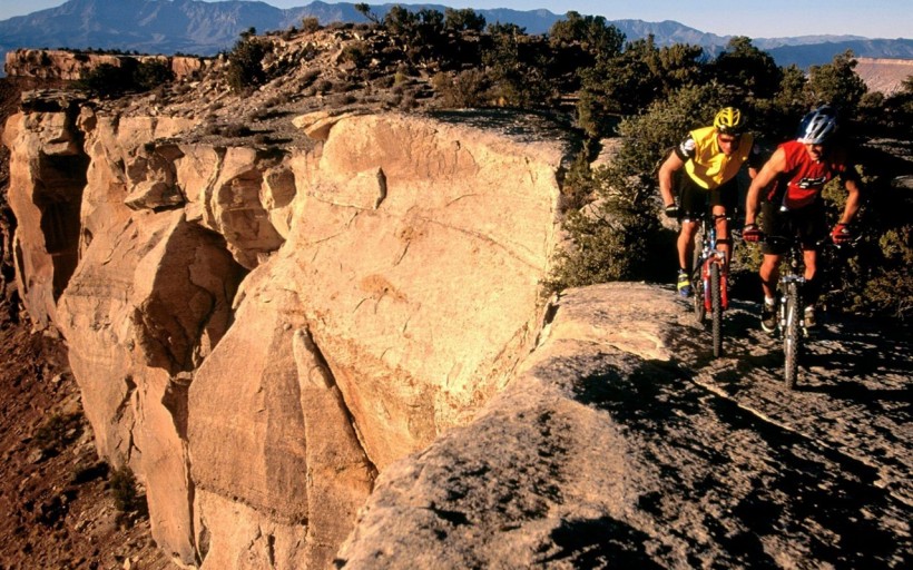 点击大图看下一张：山地自行车图片