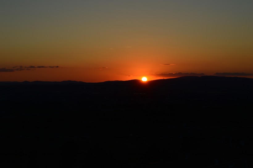点击大图看下一张：唯美夕阳黄昏落日风景图片
