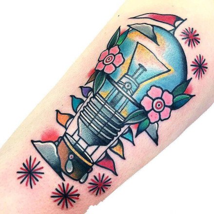 点击大图看下一张：18张好看的彩色school小清新纹身图案