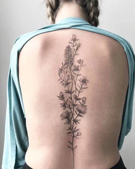 点击大图看下一张：27组小清新素花卉植物纹身图案